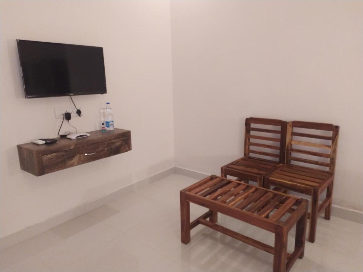 โรงแรมราณี แอนด์ ราณี เรซิเดนซี ปอนดิเชอรี ภายนอก รูปภาพ